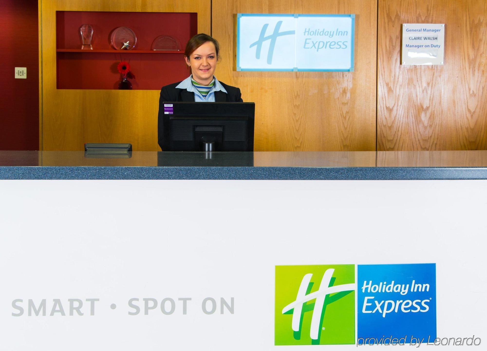 Holiday Inn Express Droitwich Spa, An Ihg Hotel מראה חיצוני תמונה