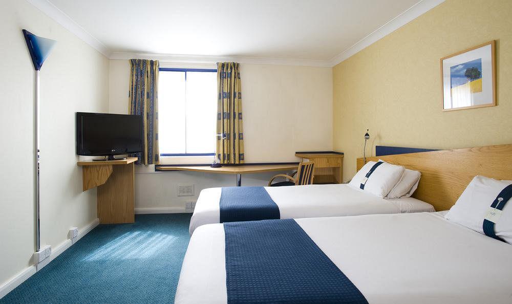 Holiday Inn Express Droitwich Spa, An Ihg Hotel חדר תמונה